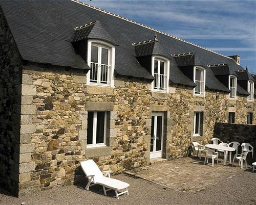 Hotel Chateau Du Val Hillion Esterno foto